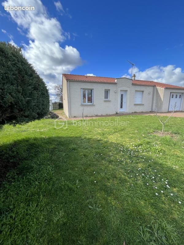 Pavillon 4 pièces 82 m² - Vasles 79340 (image 2)