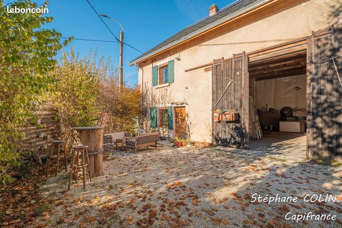 Maison 6 pièces 145 m²