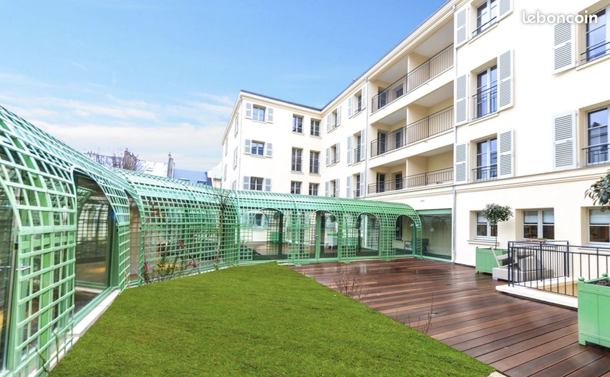 Appartement 2 pièces 33 m² · à Versailles · 33 m² · 240 800 €