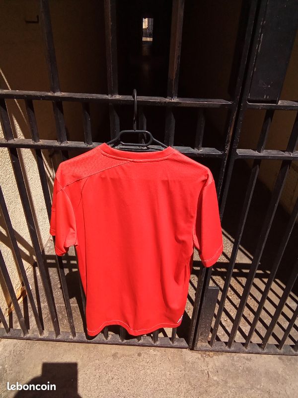 T shirt adidas vintage rouge (image 4)