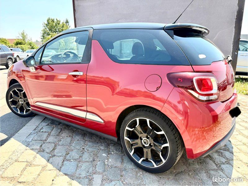 Citroen ds3 1.2ess 110cv sportchic apple carplay , caméra , phare lazer , clim , régulateur etc… (image 4)