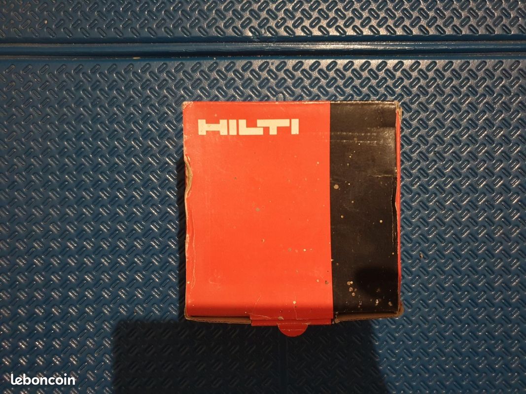 ✨ 1 000 VIS AUTOFOREUSES HILTI 4.2x13 – NEUF – 25 (Valeur 50) ✨ Prix : 25  (Valeur magasin ≈ 50 ) (image 3)