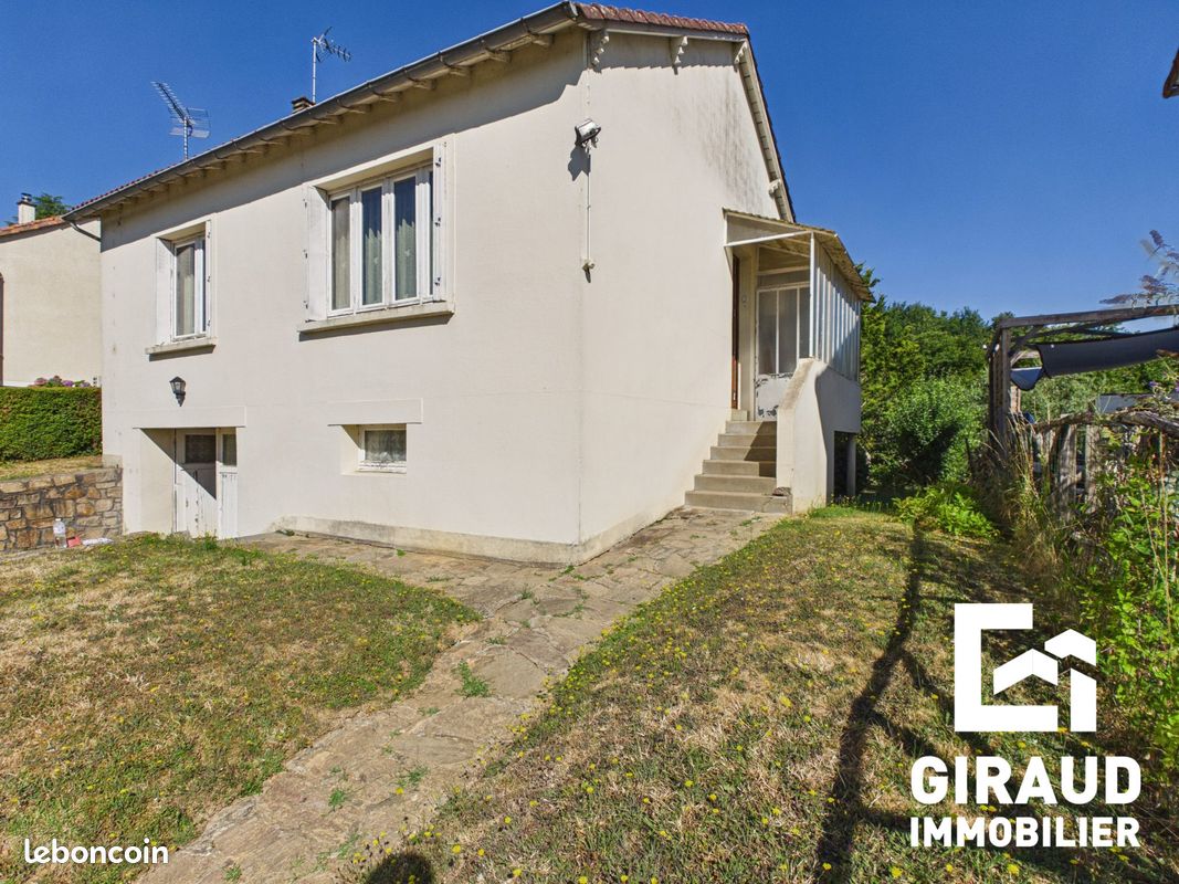 Maison 4 pièces 91 m² · à La Caillère-Saint-Hilaire · 91 m² · 80 000 €