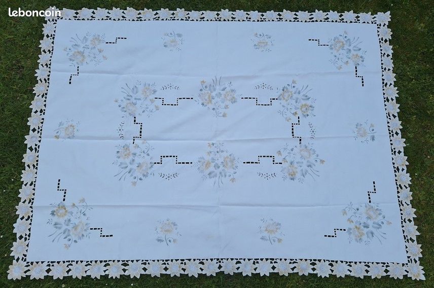 Nappe rectangulaire (motif fleurs) (image 5)