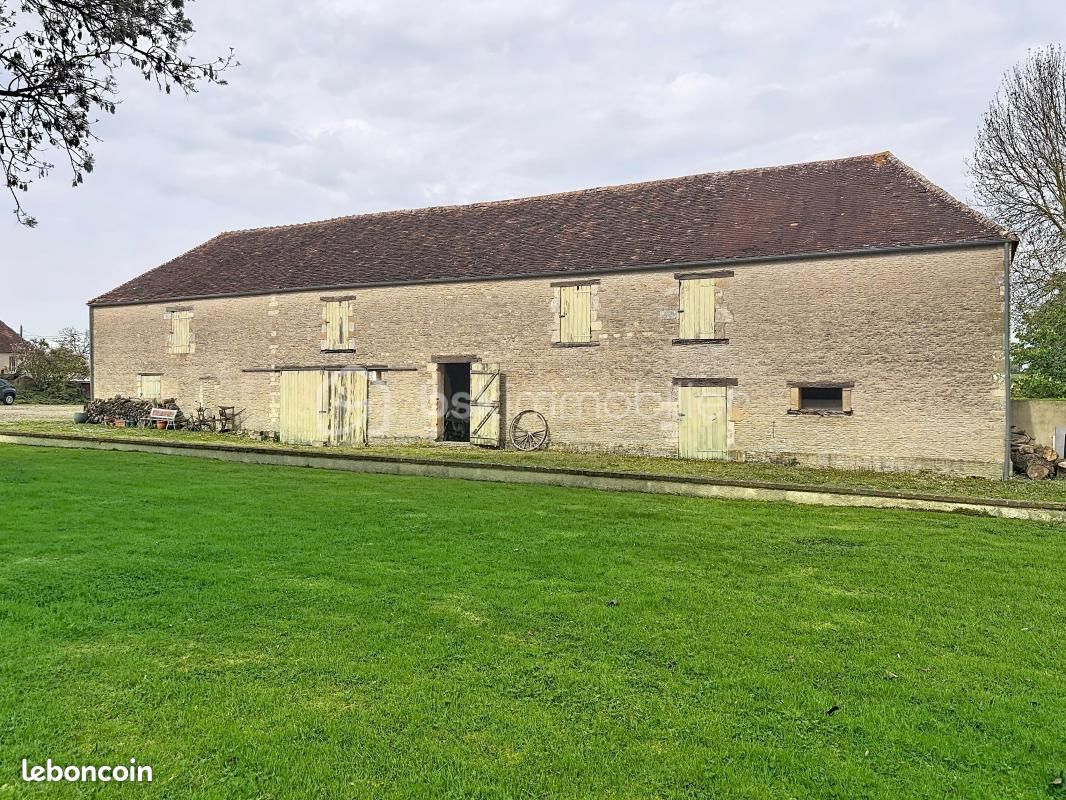 Maison 5 pièces 94 m² · à Saint-Pierre-en-Auge · 94 m² · 345 000 €