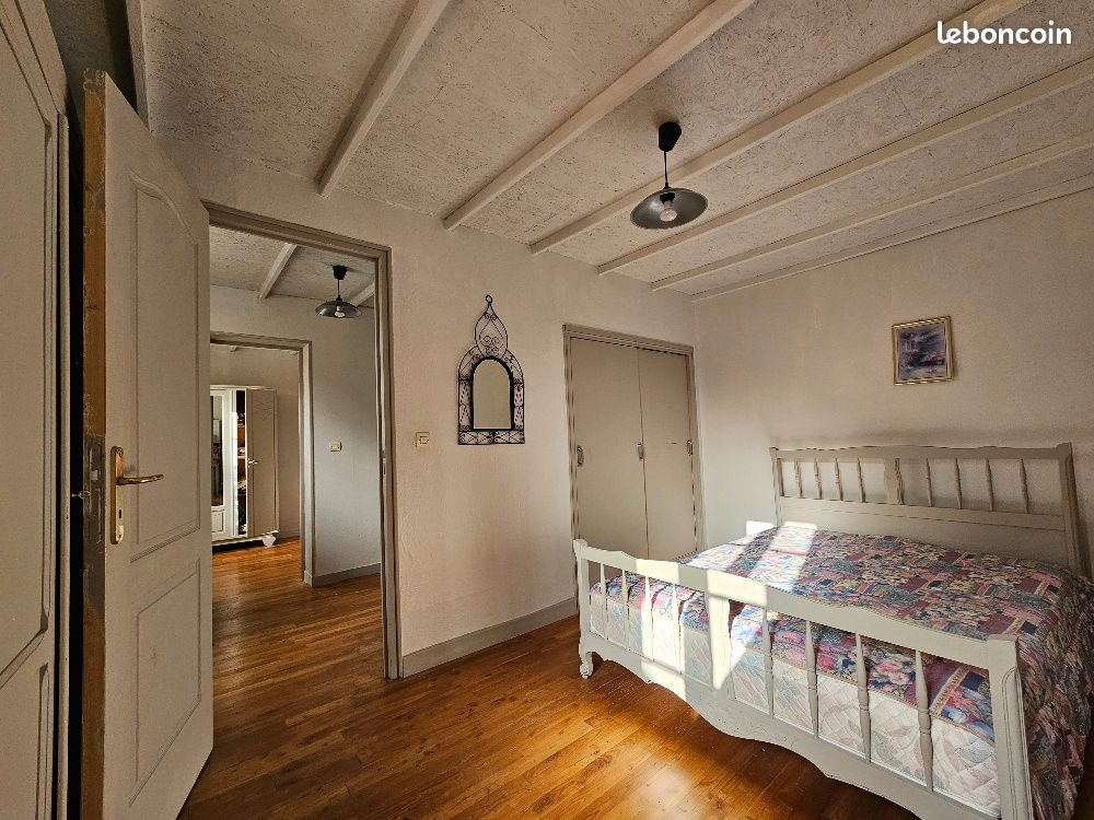 Maison 4 pièces 85 m² - Voeuil-et-Giget 16400 (image principale 12)