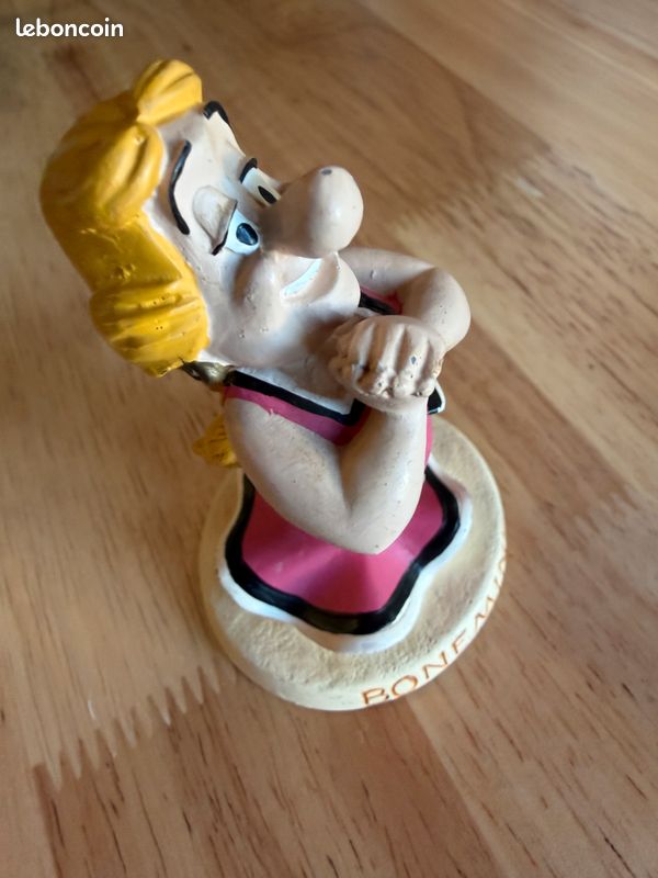 Figurine Fanzine – Astérix – Plastoy / Éditions Albert René – 2002 - Collection