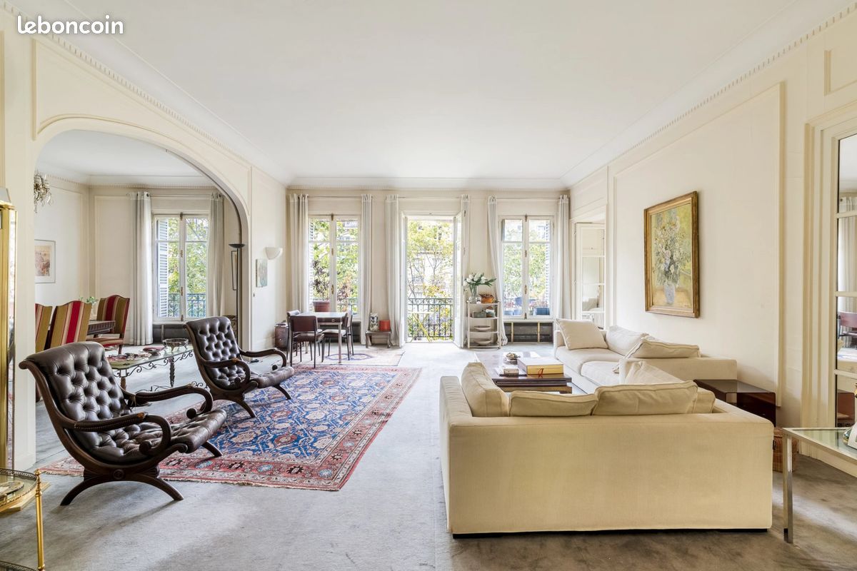 Appartement 7 pièces 222 m² · à Paris · 222 m² · 2 595 000 €