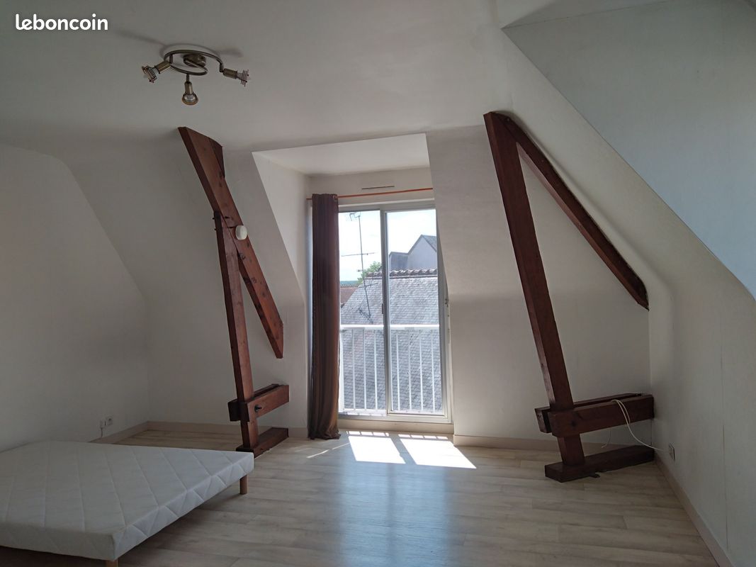 Appartement 1 pièce 32 m² · à Selles-sur-Cher · 32 m² · 370 €/mois