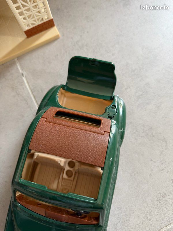 Sylvanian Families - 5669 - La Grande Maison et son abri voiture (image 9)