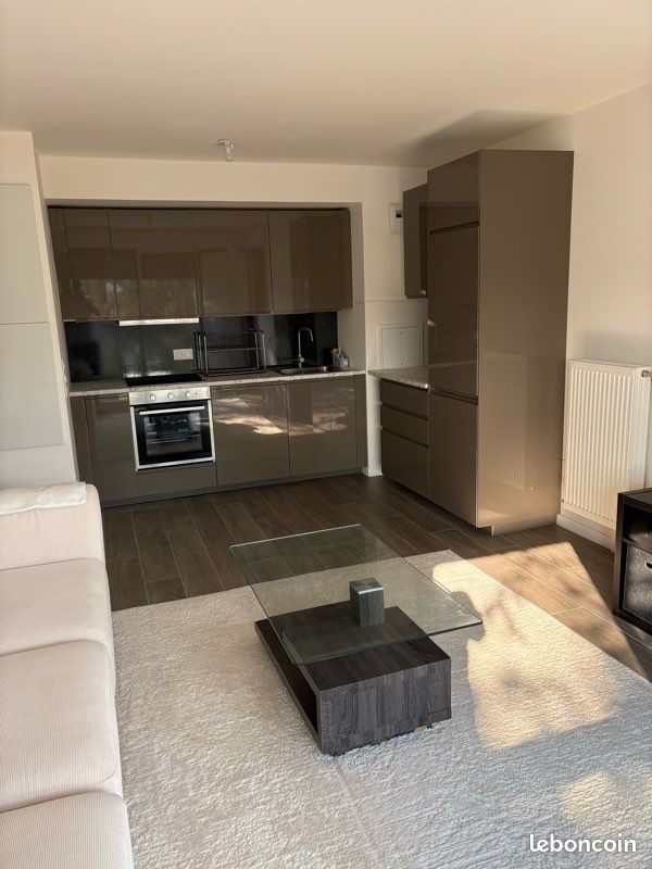 Appartement 2 pièces 48 m² · à Choisy-le-Roi · 48 m² · 1 150 €
