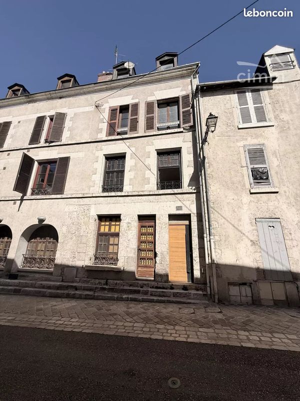 Immeuble 7 pièces 150 m² · à Blois · 150 m² · 195 000 €