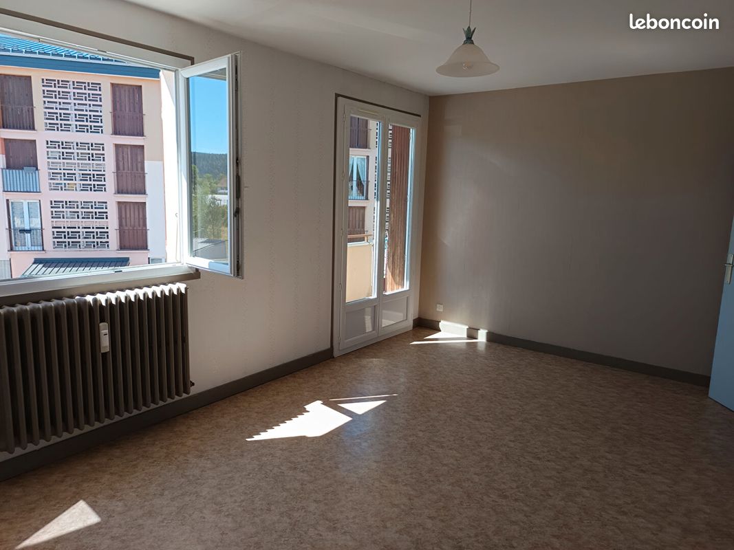 Appartement 4 pièces 73 m² · à Saint-Laurent-en-Grandvaux · 73 m² · 127 200 €