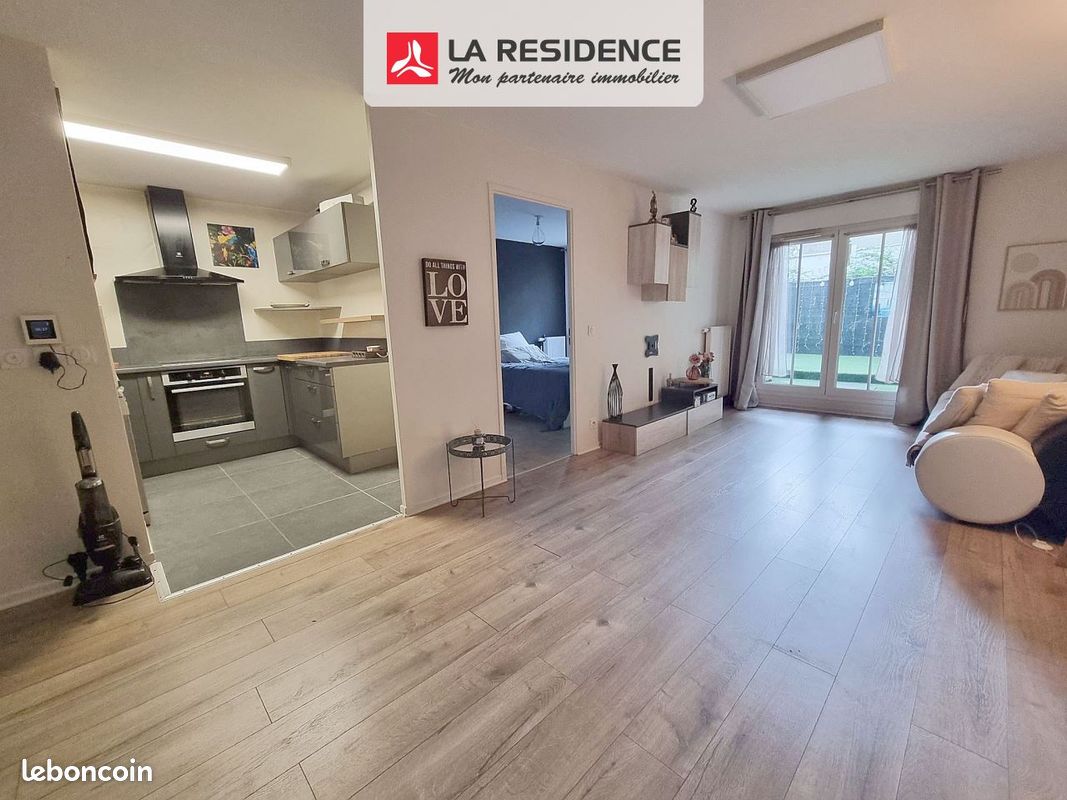 Appartement 4 pièces 75 m² · à Stains · 75 m² · 210 000 €