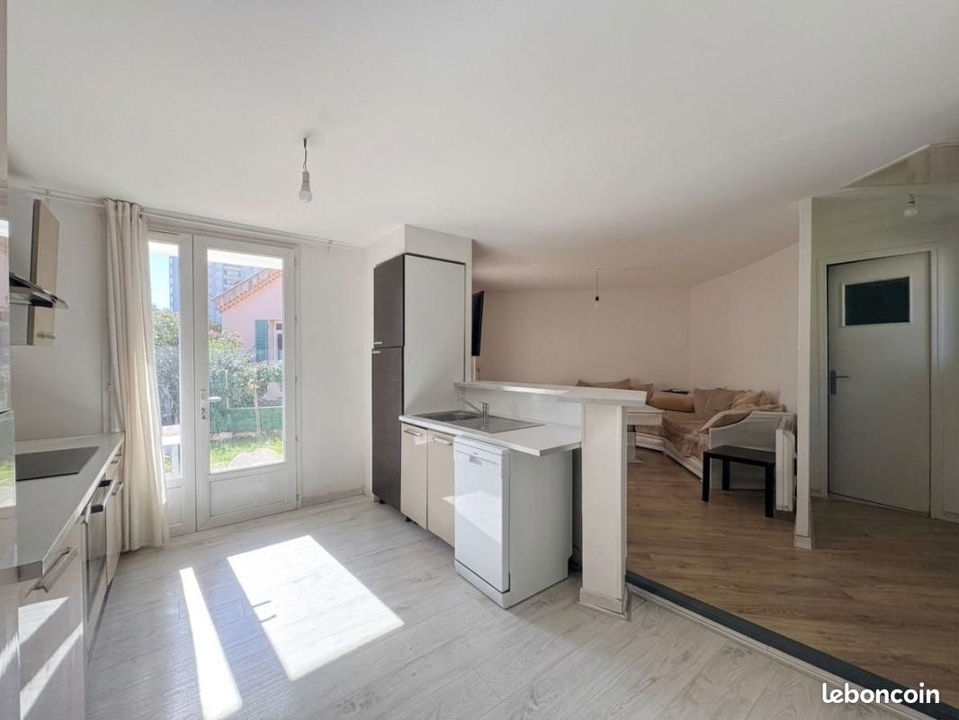 Appartement 3 pièces 105 m² · à Toulon · 105 m² · 223 000 €