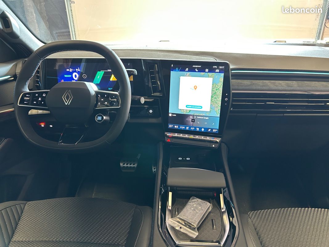 RENAULT Austral FULL HYBRID E-TECH 200 CH BVA ESPRIT ALPINE + PARK ASSIST + CAMERA 360 (image 14)
