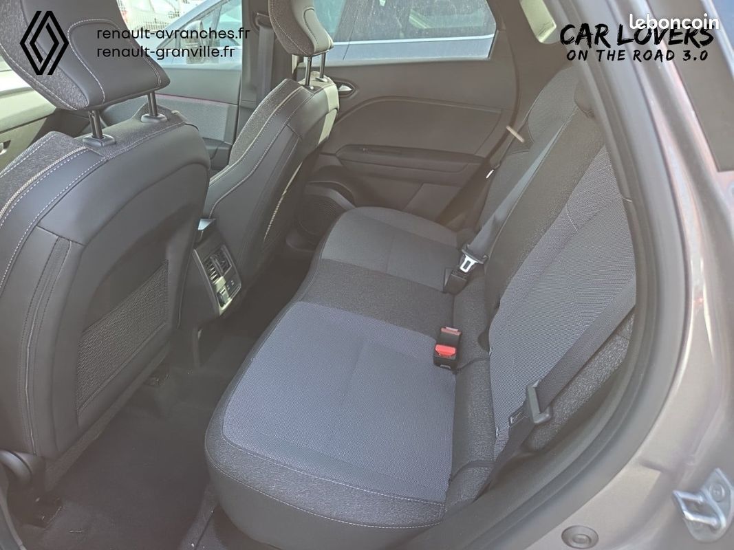 RENAULT Captur TCe 90 ch Techno (image 13)