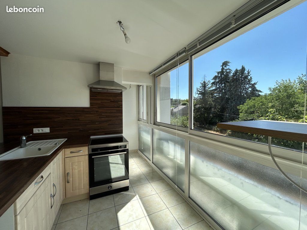 Appartement 3 pièces 65 m² · à Montbrison · 65 m² · 670 €/mois
