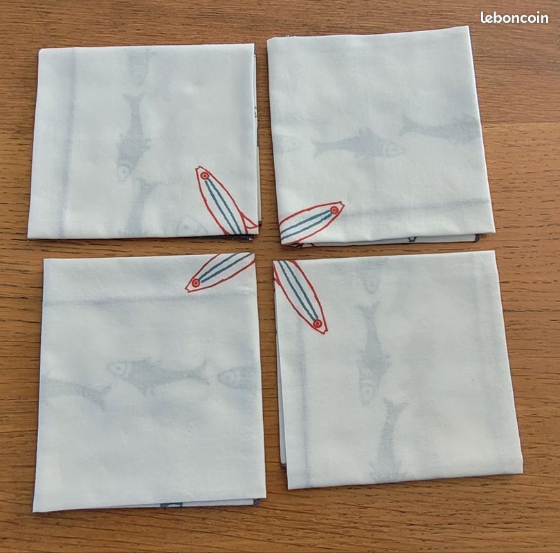 Lot de 4 serviettes de table Françoise Saget neuves (image 2)