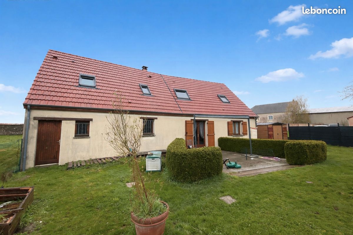Maison 7 pièces 170 m² · à Réclainville · 170 m² · 259 000 €