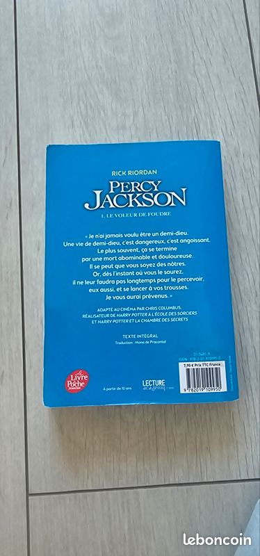 Percy Jackson le voleur de foudre de Rick Riordan (image 3)