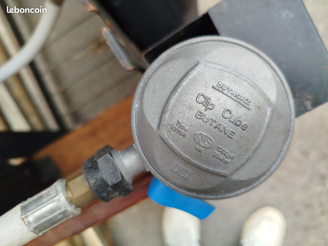 Barbecue Gaz Campingaz modèle "4 Series Classic WLD" (image 13)