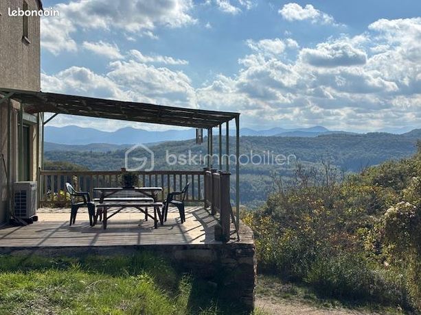 Propriété 7 pièces 150 m²