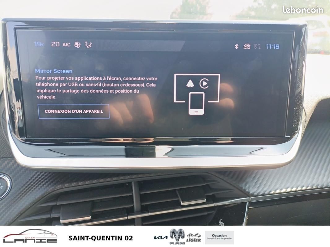 Peugeot 2008 PureTech 130 S&S EAT8 Allure (image 15)