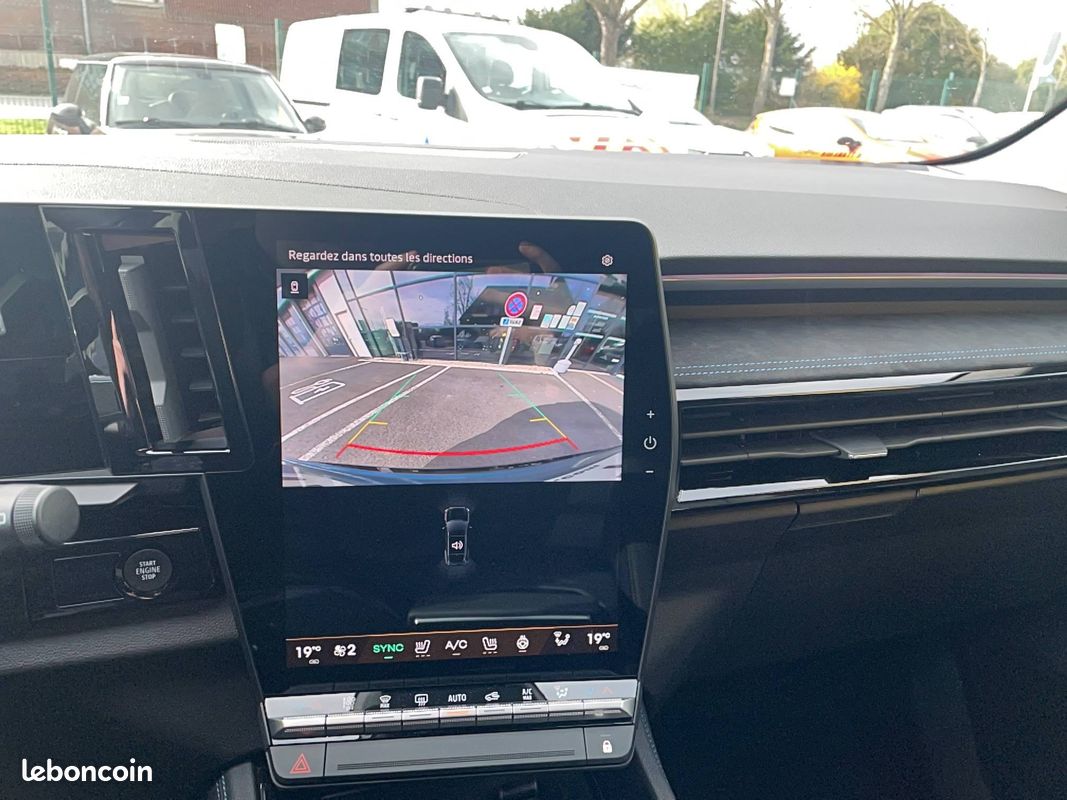 RENAULT Austral full hybrid E-Tech 200 ch Esprit Alpine (image 27)