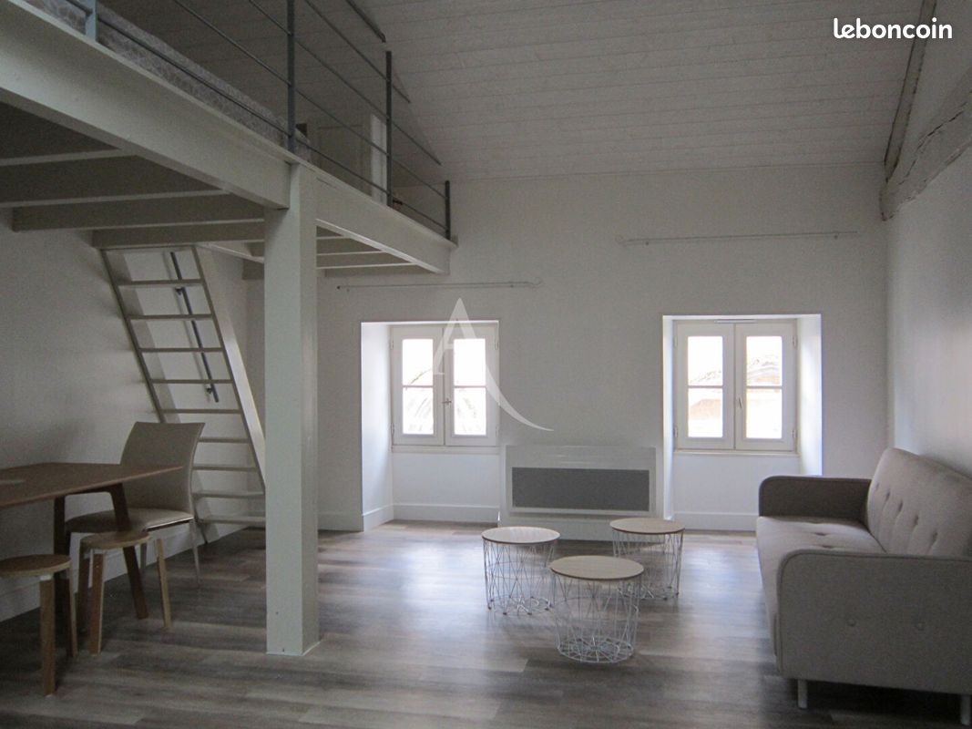 Appartement 1 pièce 29 m² · à Fontenay-le-Comte · 29 m² · 430 €