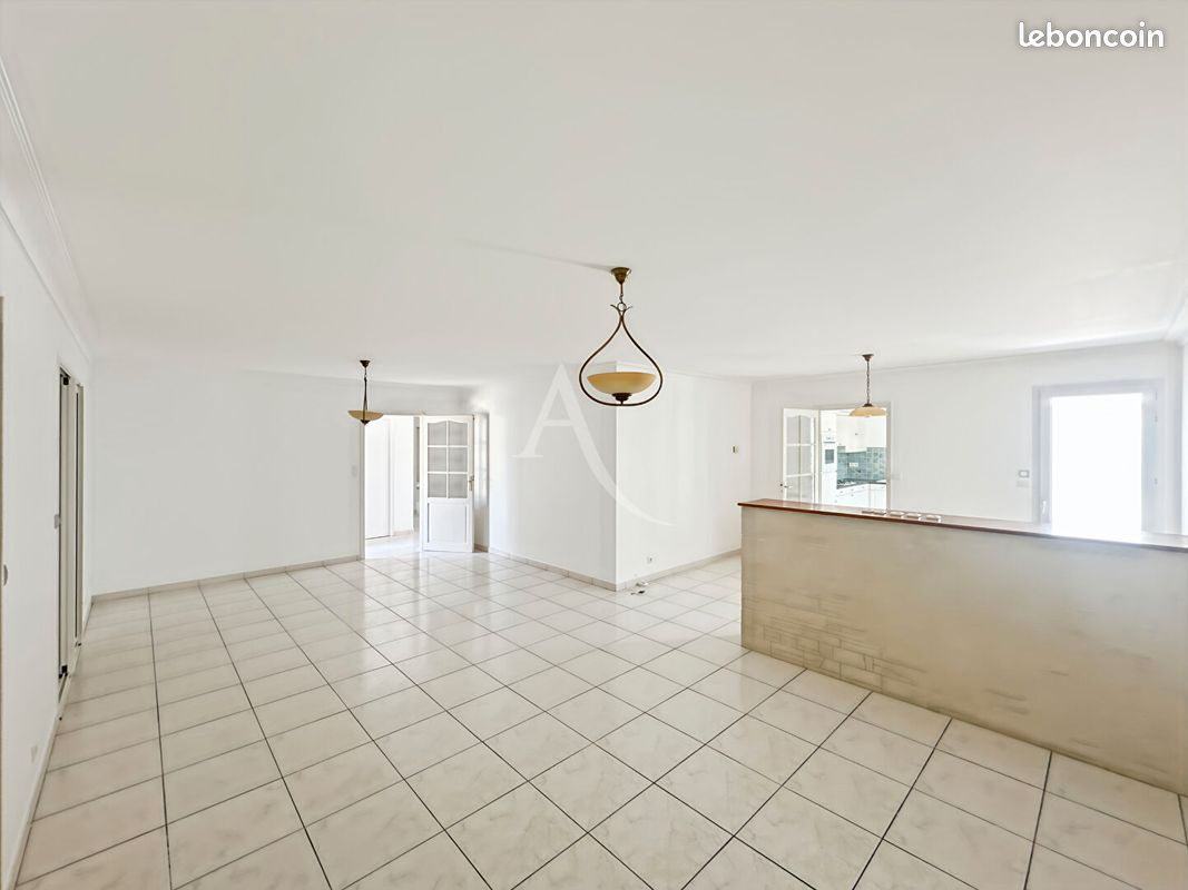 Maison 4 pièces 109 m² · à Saint-Jean-de-Monts · 109 m² · 950 €