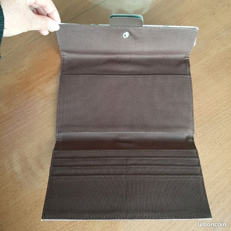 Jolie pochette fleurie (image 3)