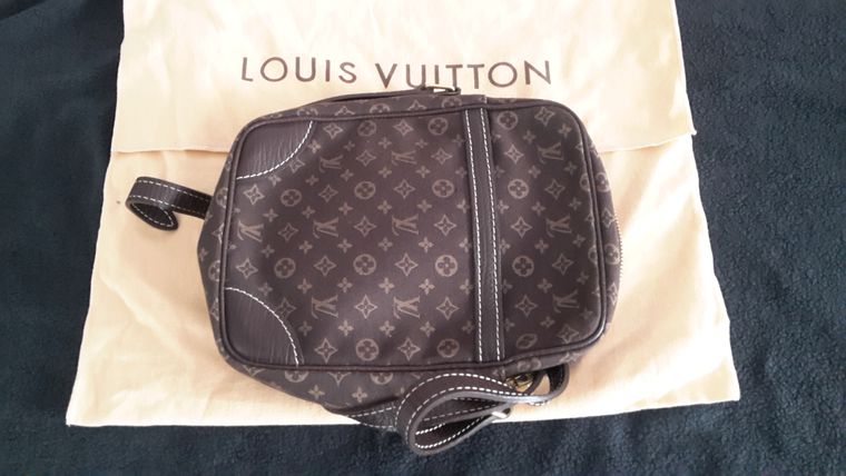 Mulhouse. Il achète 15 € une fausse sacoche Louis Vuitton, la justice le  condamne à payer 700 €