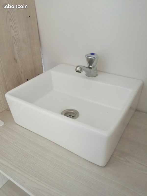 Petit lavabo à poser (image 2)