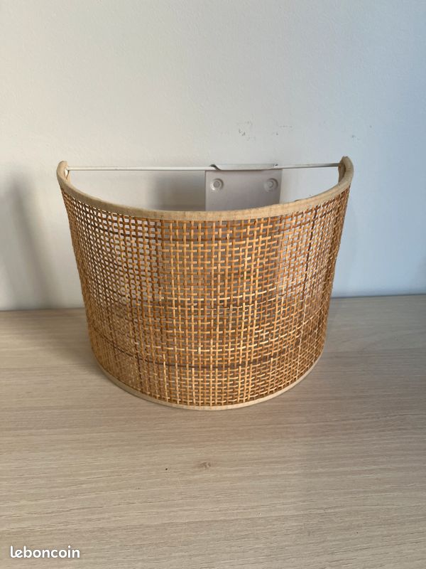 Applique en cannage (image 1)