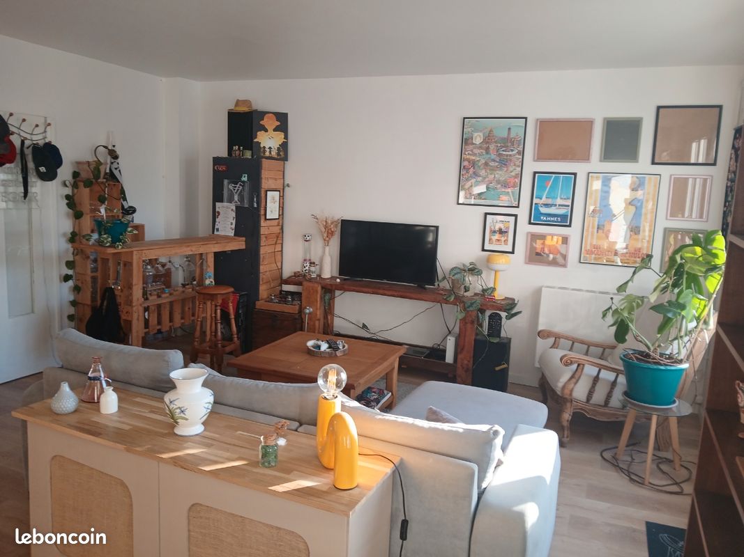 Appartement 3 pièces 74 m² · à La Rochelle · 74 m² · 990 €