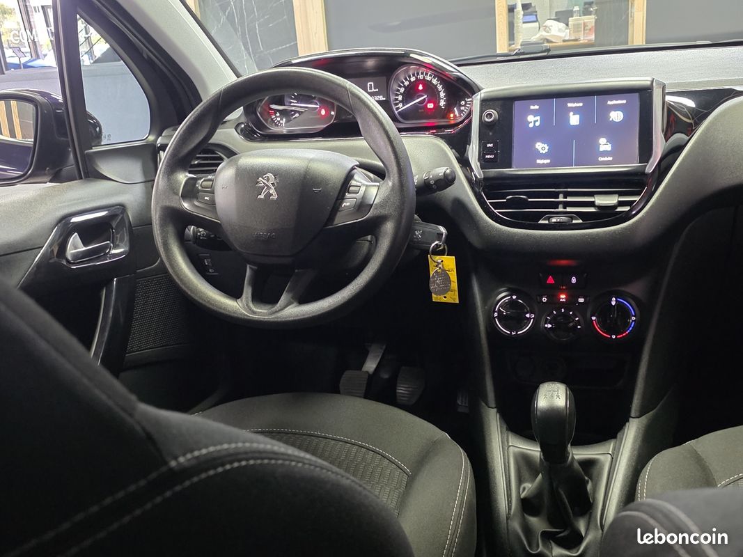 Peugeot 208 1.6 BLUEHDI 75 CV BLUETOOTH (KS MOTORS) (image 17)