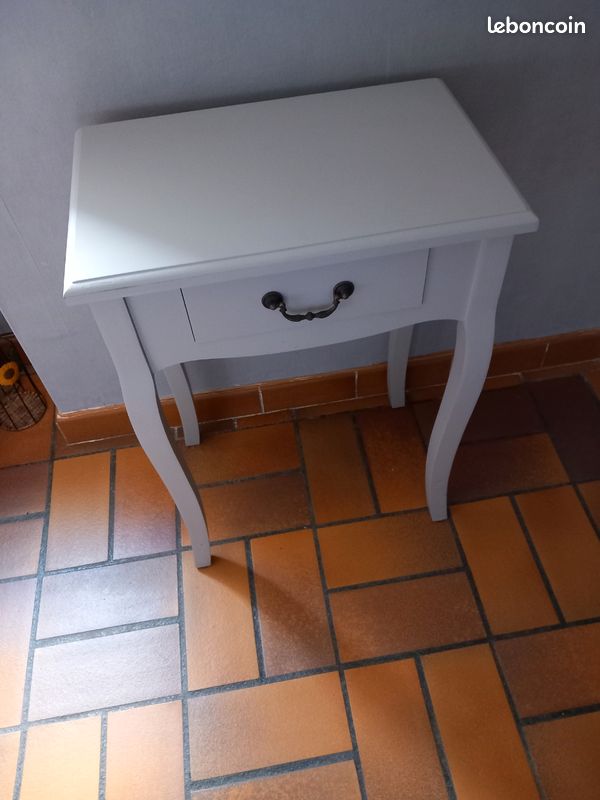 Petite console grise (image 1)