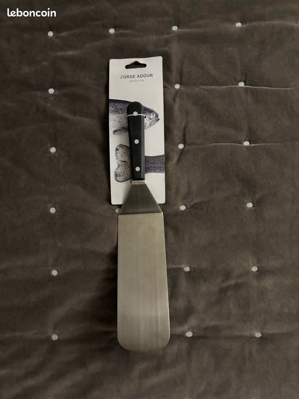 Spatule coudée Forge Adour neuve (image 1)