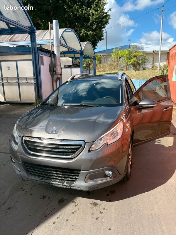 Peugeot 2008 1.2 VTi 82CH en l’état (image 1)