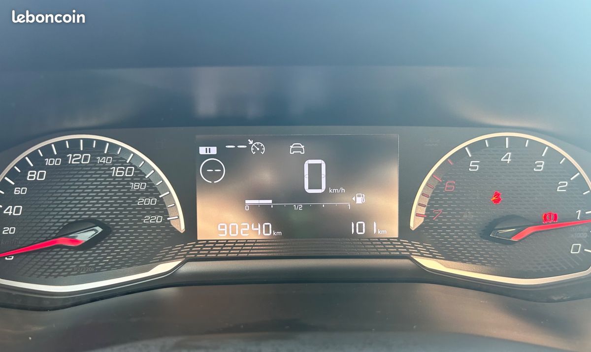 PEUGEOT 208 SOCIETE 1.5 BLUEHDI BVM6 100CH 7275HT CARPLAY - ENTRETIEN COMPLET PEUGEOT -REGULATEUR DE VITESSe (image 17)