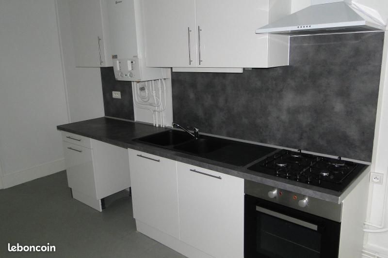 Appartement 4 pièces 116 m² · à Clermont-Ferrand · 116 m² · 890 €/mois