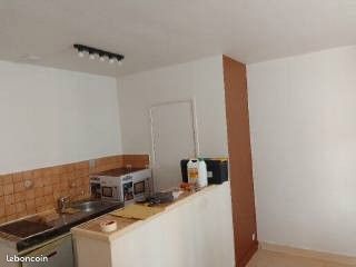 APPARTEMENT T2 meublé de 40 m² hypercentre limoges - Limoges 87000 Centre-Hôtel de Ville Emailleurs (image principale 1)