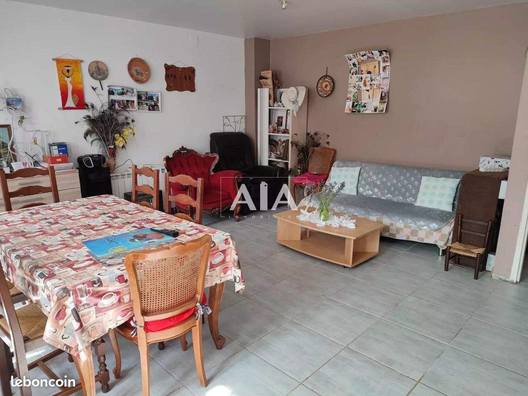 Maison 5 pièces 109 m² - Ruffec 16700 (image principale 4)