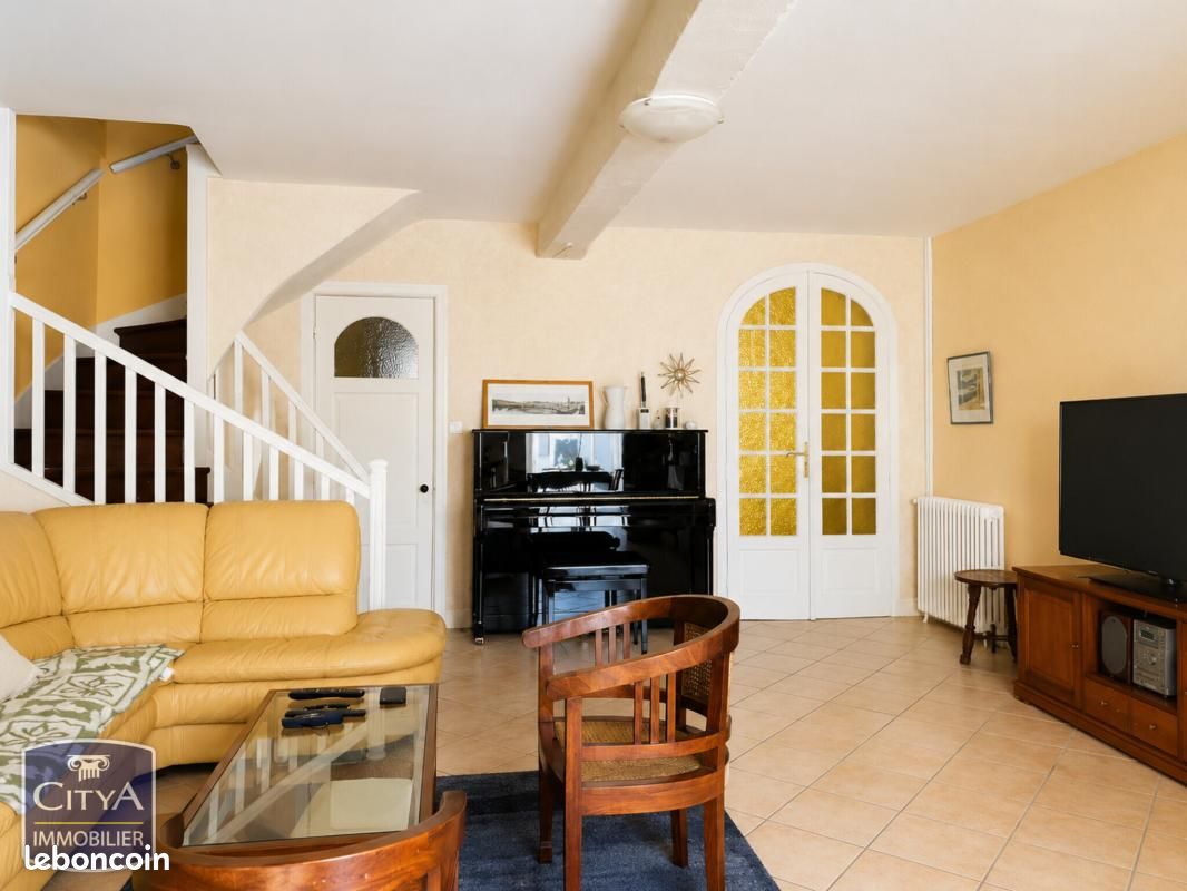 Maison 5 pièces 138 m² · à Coutras · 138 m² · 266 000 €
