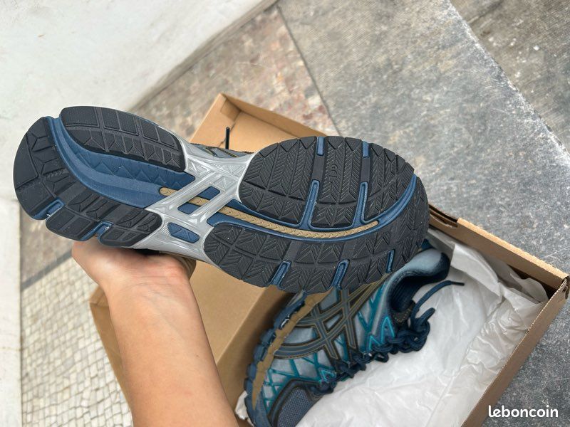 ASICS ub10 s gel Kayano 20 (image 2)