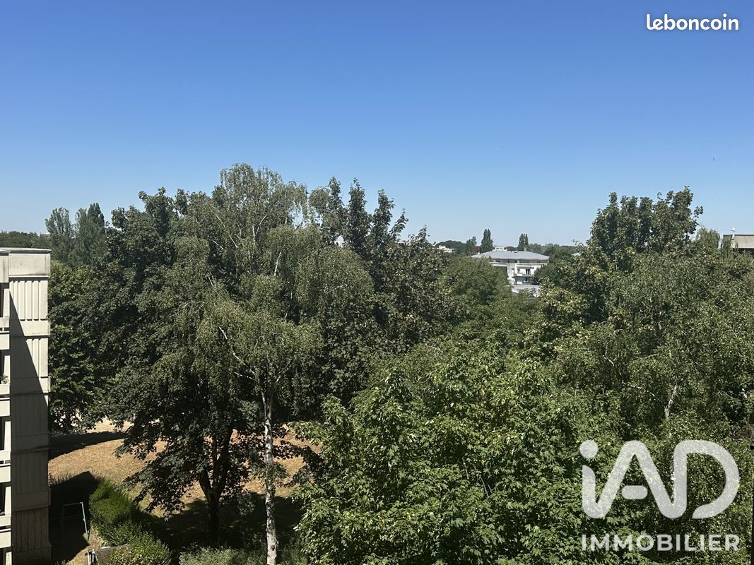 Appartement 3 pièces 66 m² · à Élancourt · 66 m² · 156 000 €