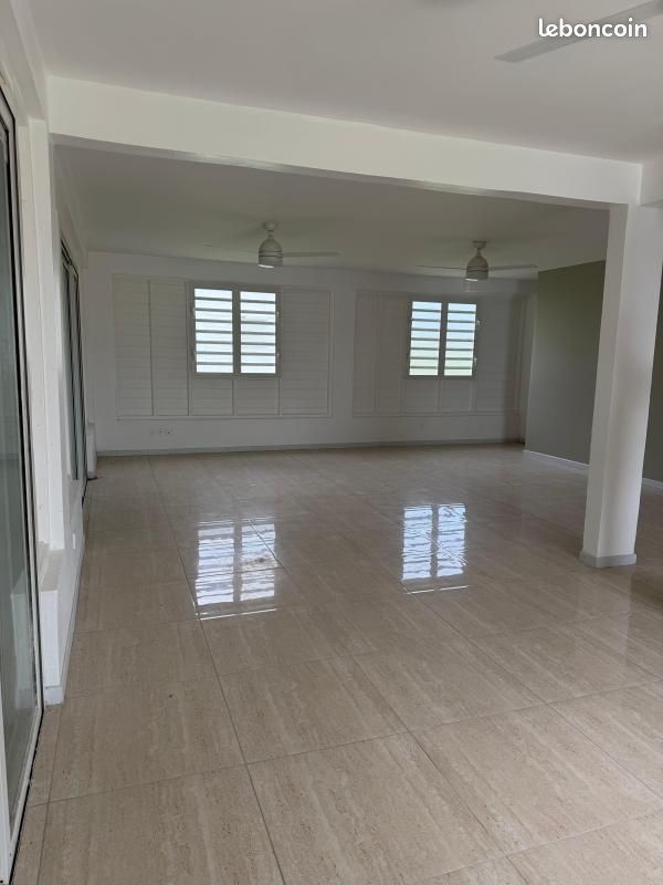 Maison 4 pièces 114 m² · à Le Vauclin · 114 m² · 1 550 €