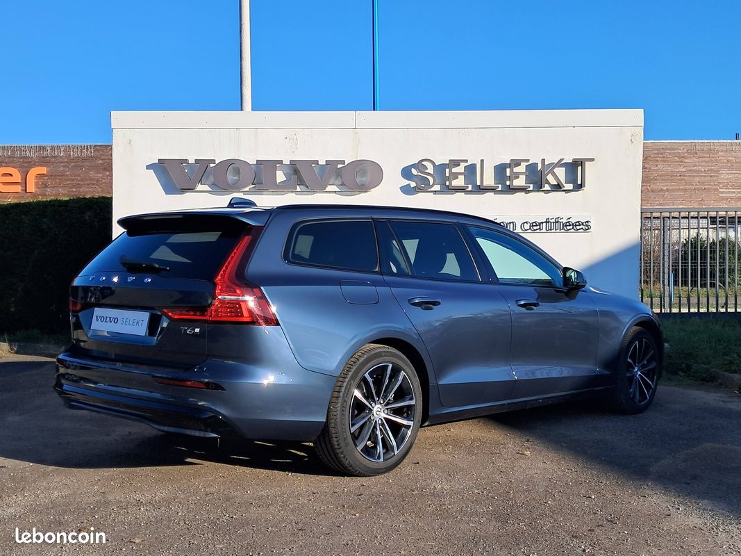 VOLVO V60 T6 AWD Hybride Rechargeable 253 ch + 145 ch Geartronic 8 Plus Style Dark (image 3)