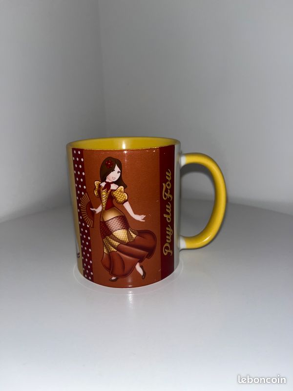 Tasse Puy du Fou (image 1)